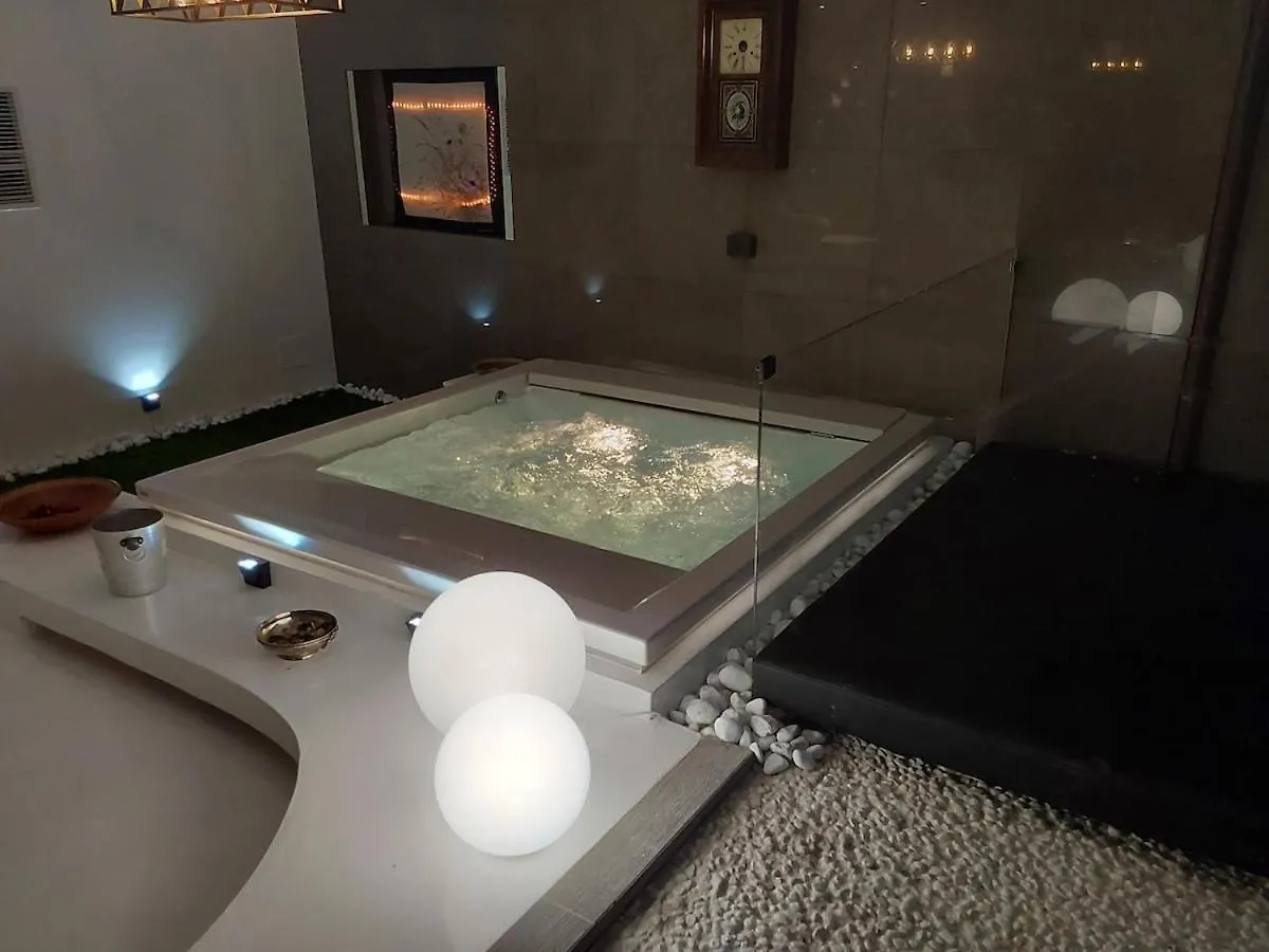 Vip Garden Jacuzzi Seaview In The Hearth Of Downtown Apartment La Spezia