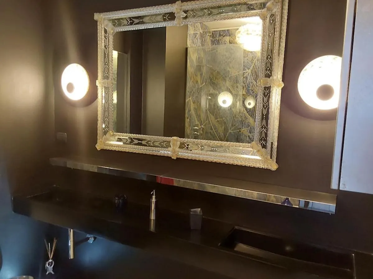 Vip Garden Jacuzzi Seaview In The Hearth Of Downtown Apartment La Spezia